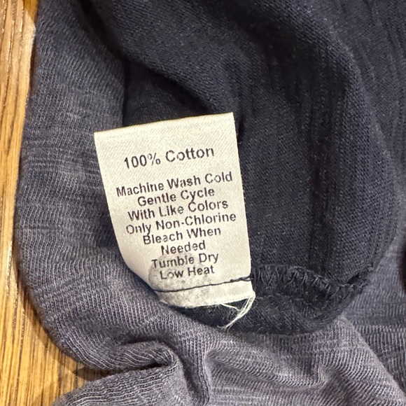 Wilt Women’s Grey V Neck Size Large - Picture 5 of 5